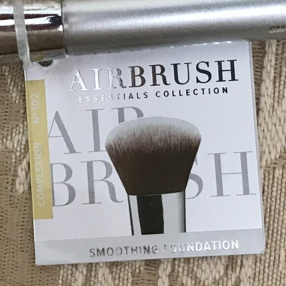 IT COSMETICS ULTA Airbrush Smoothing Foundation Brush #102🌺 NWT - Picture 4 of 5